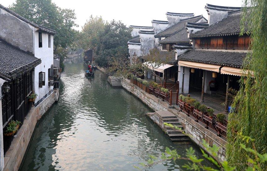 人民建议直通车丨让非遗腌菜“蹭”上旅游热 这位新农人有想法